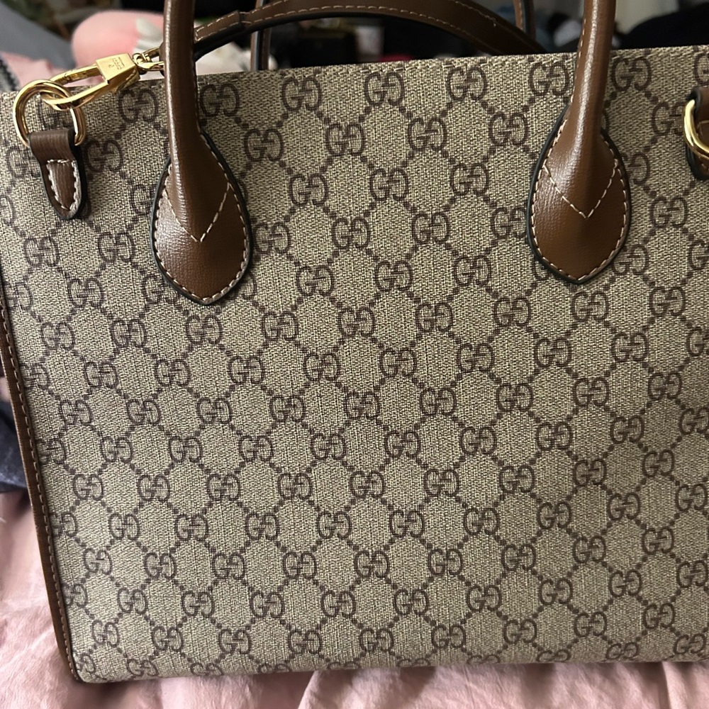 Purse with strap. - Picture 9 of 9
